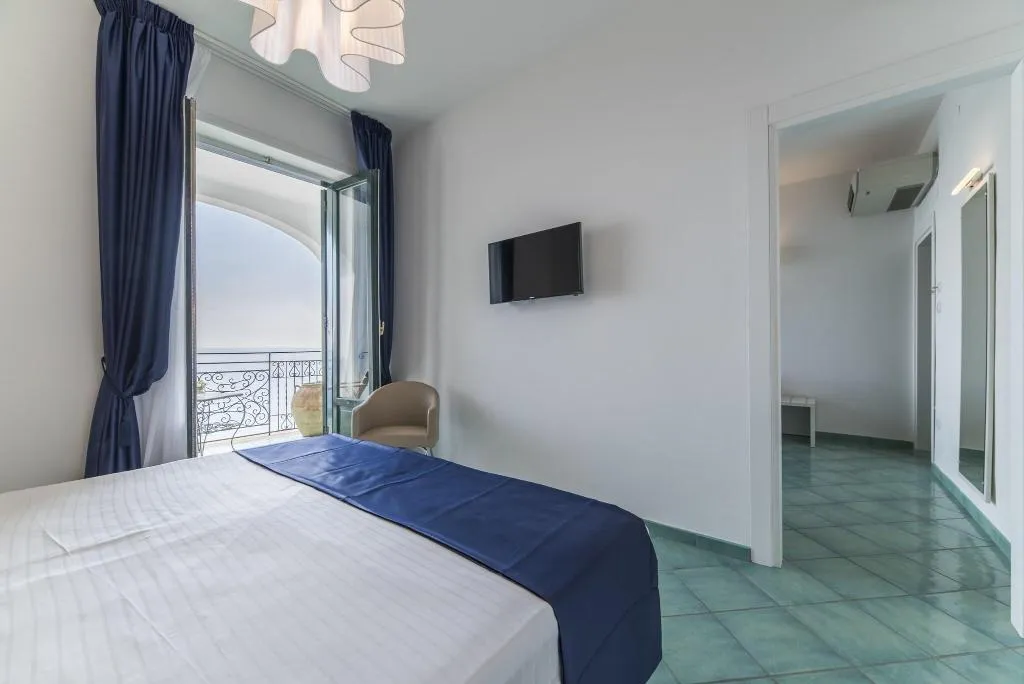 Room, Hotel Sole Splendid, Naples