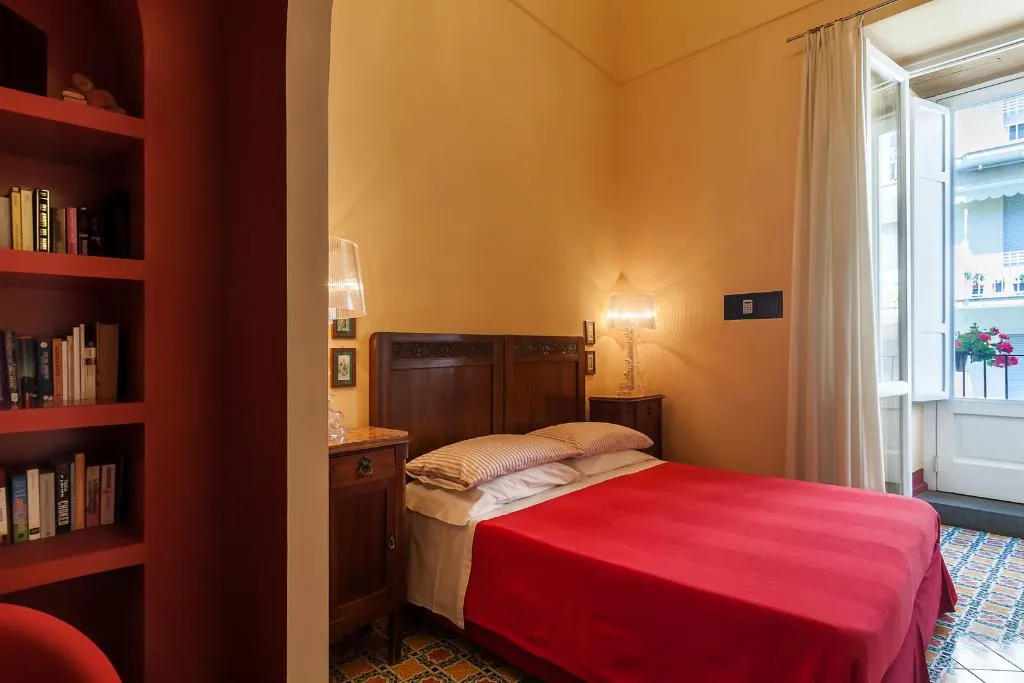 DOUBLE DELUXE Room, Casa Astarita, Naples