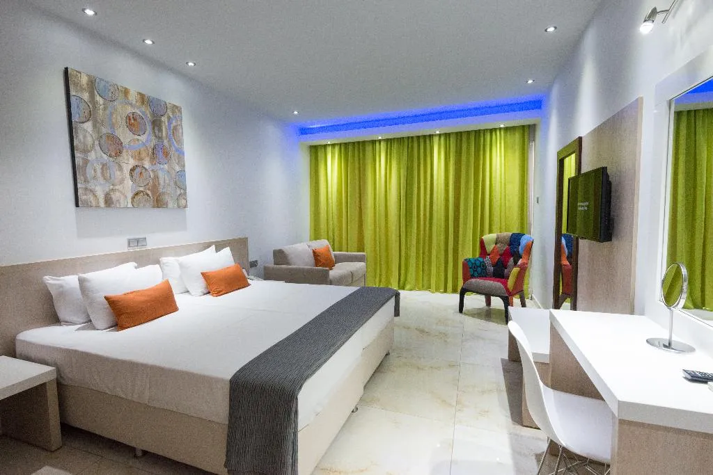 Double or Twin LUXURY Room, Loutsiana Hotel & Apartments, Cyprus