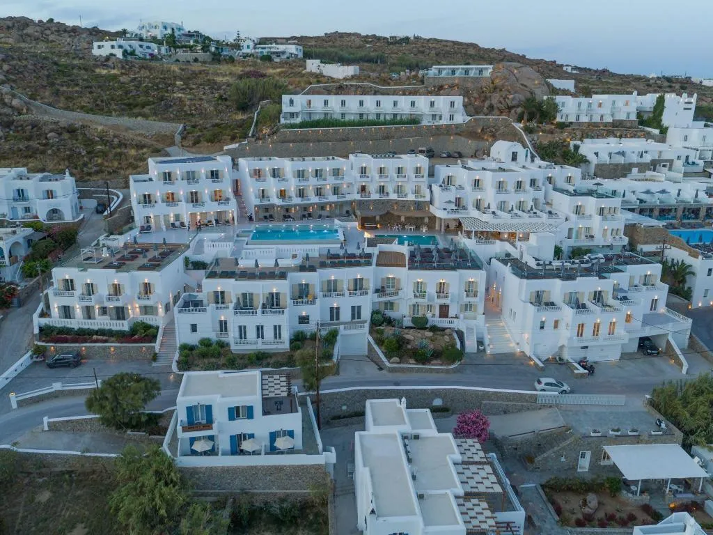 General view, The George Hotel, Mykonos