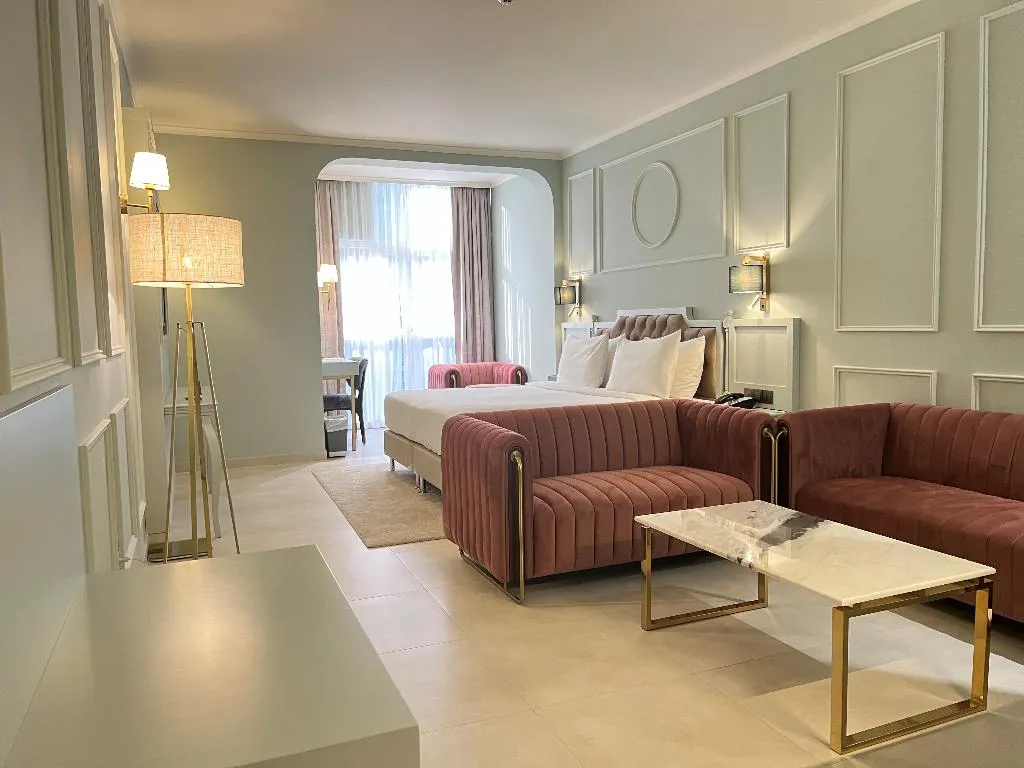 SUITE LUXURY Room, President Hotel Dubai, Dubai