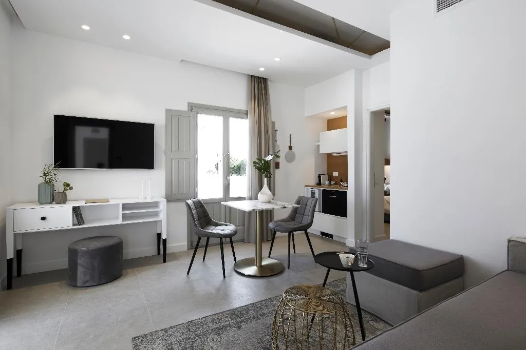 SUITE PRESTIGE Room, Altera Pars Suites, Santorini