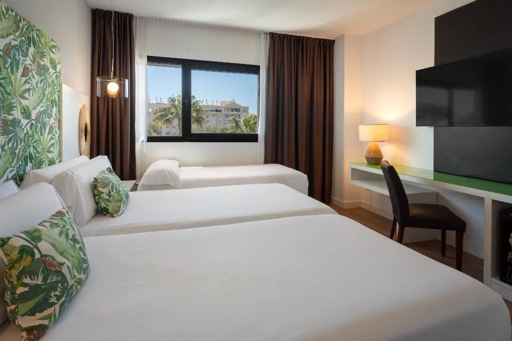 TRIPLE STANDARD Room, Catalonia Malaga, Costa Del Sol
