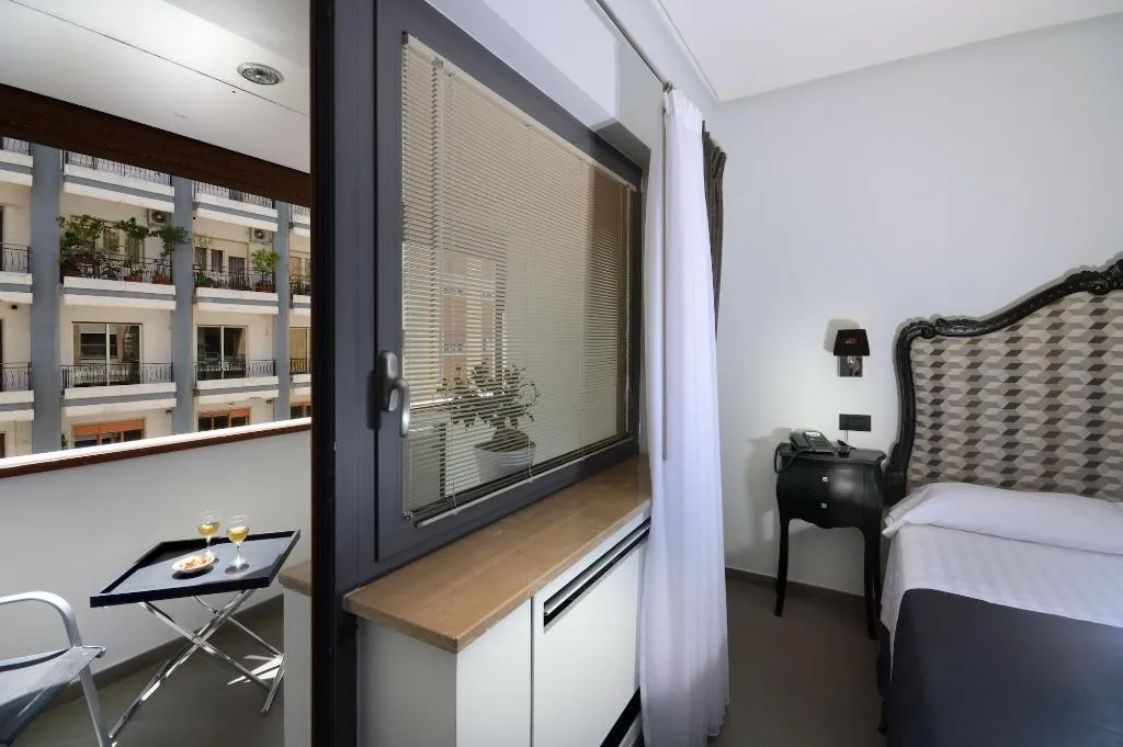 Room, Barbarella Suite, Naples