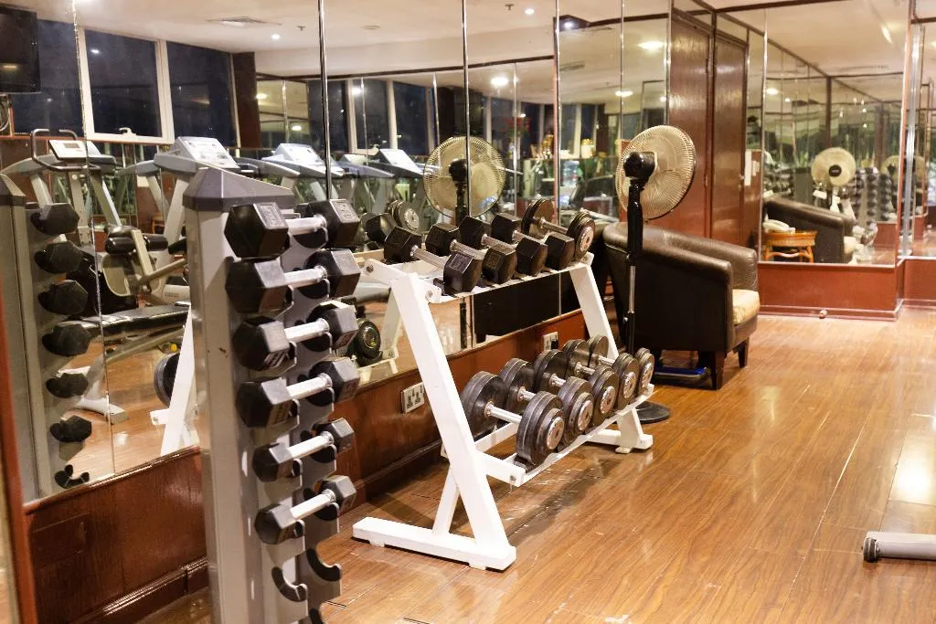 Sports and Entertainment, Smana Hotel Al Raffa, Dubai