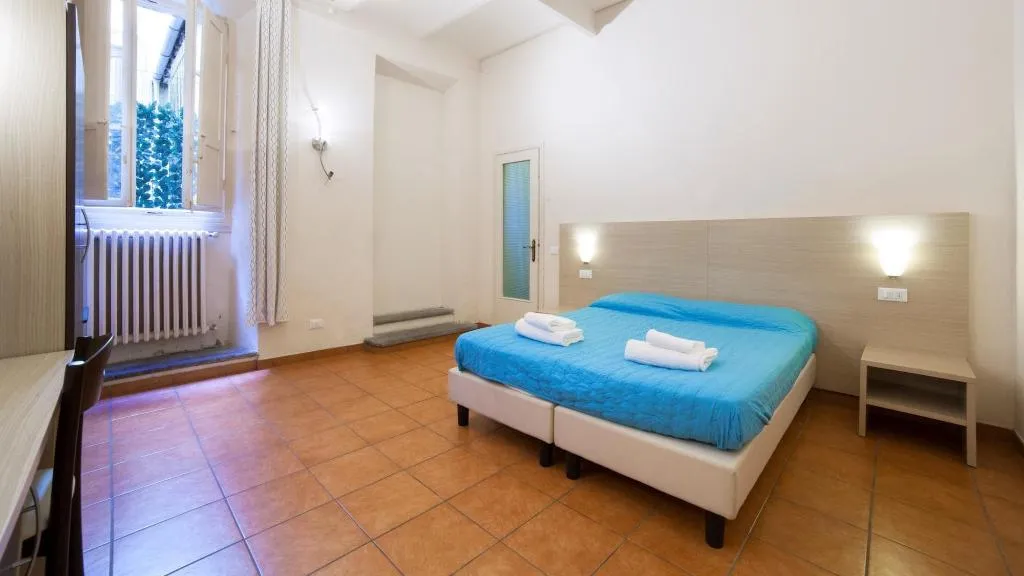 Room, Corte Passi, Florence