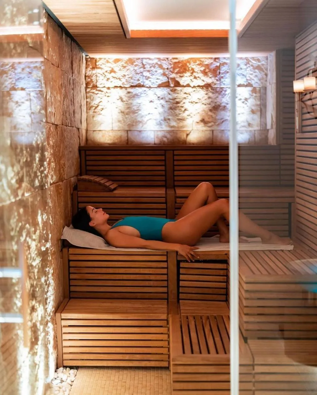 Sports and Entertainment, Monastero Santa Rosa Hotel & Spa, Naples