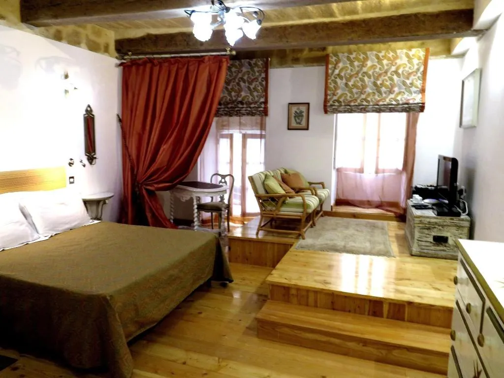 Room, Palazzo Valletta Suites, Malta
