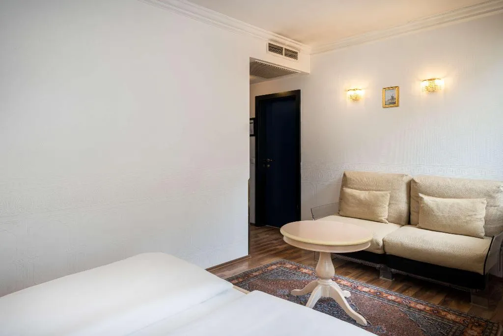 DOUBLE STANDARD Room, Arthotel ANA Gala Vienna Trademark C. by Wyndham, Vienna