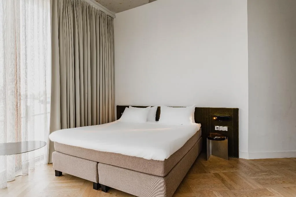 SUITE STANDARD Room, Hotel Pontsteiger, Amsterdam
