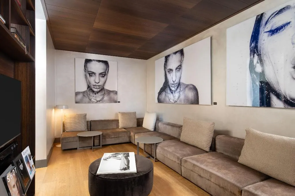 SUITE WITH TERRACE Room, Me Milan Il Duca, Milan