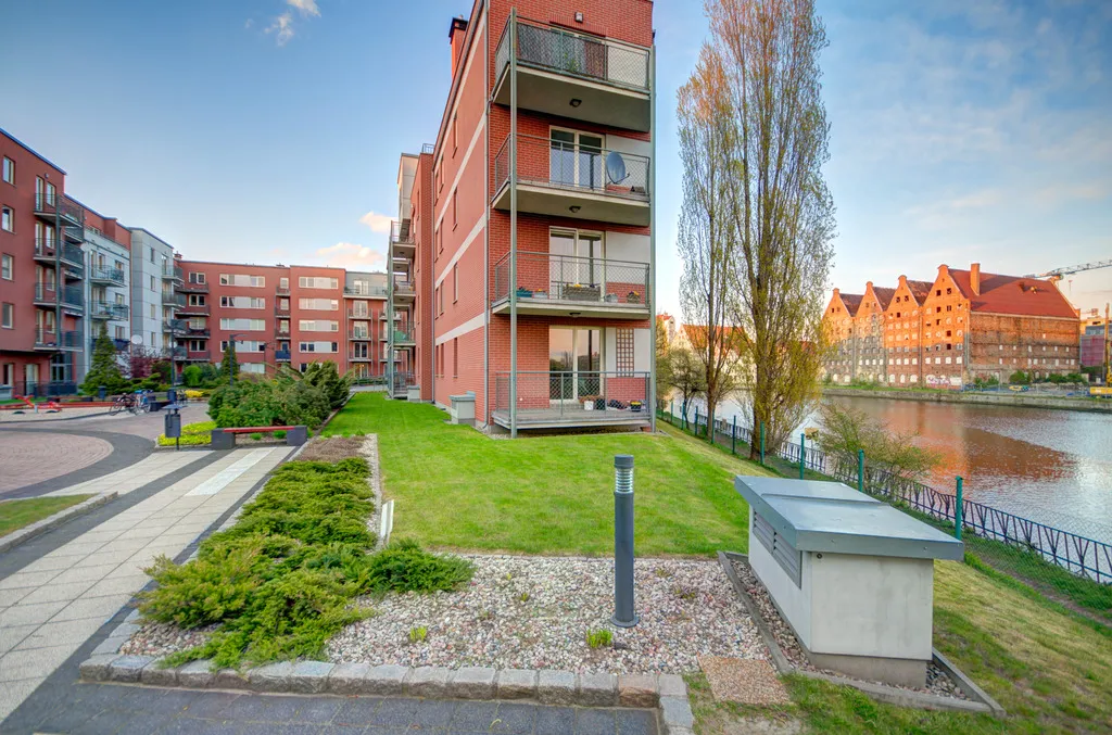APARTMENT WITH BALCONY Room, Dom & House - Apartamenty Kamienice Nad Motlawa, Gdansk
