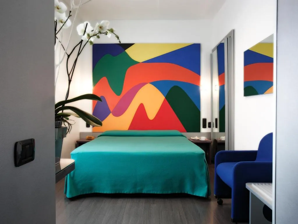 DOUBLE STANDARD Room, Mediolanum, Milan