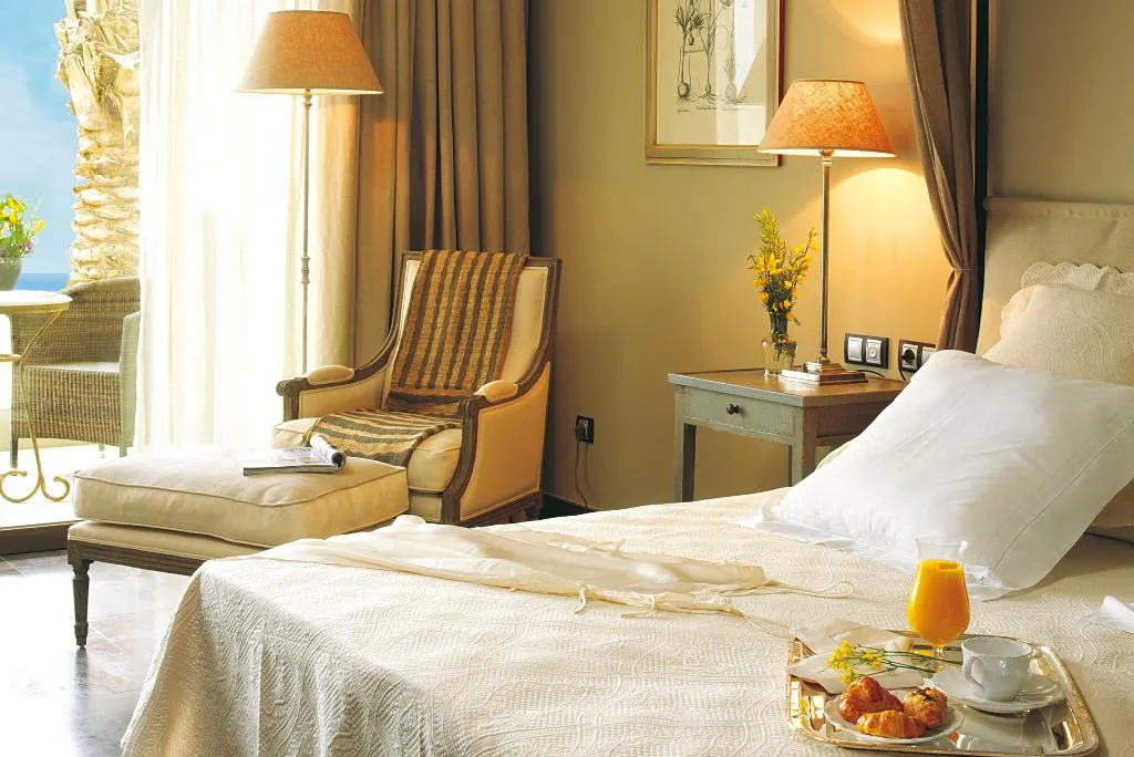 Double or Twin DELUXE Room, Asia Gardens Hotel & Thai Spa, a Royal Hideaway Ho, Costa Blanca