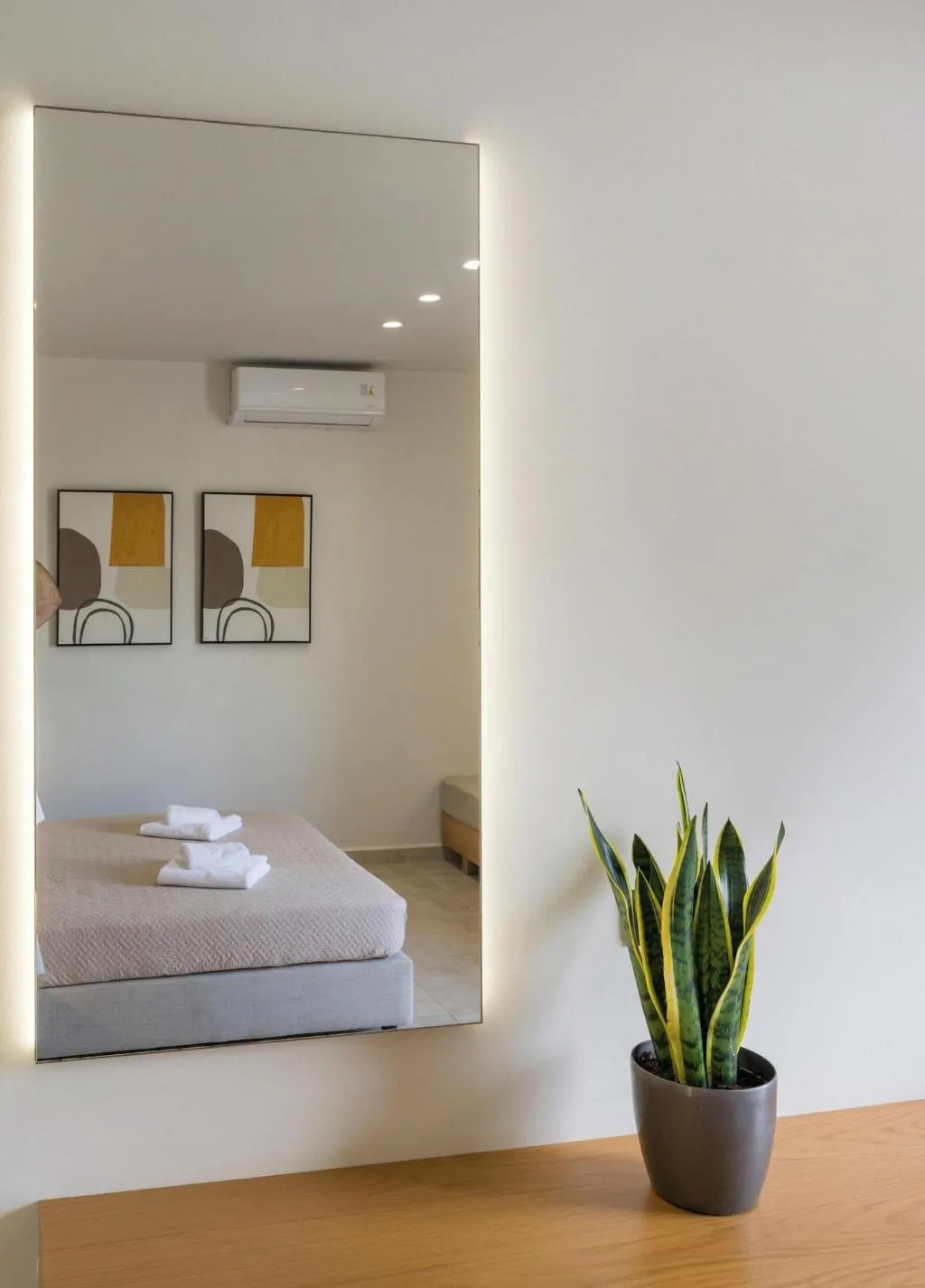 Room, Petritos Rooms And Studios, Crete