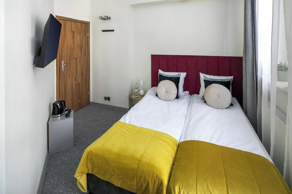 Room, The Royal Path Aparthotel, Krakow