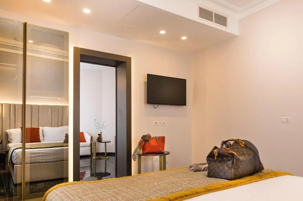 Room, Villa Zaccardi, Rome
