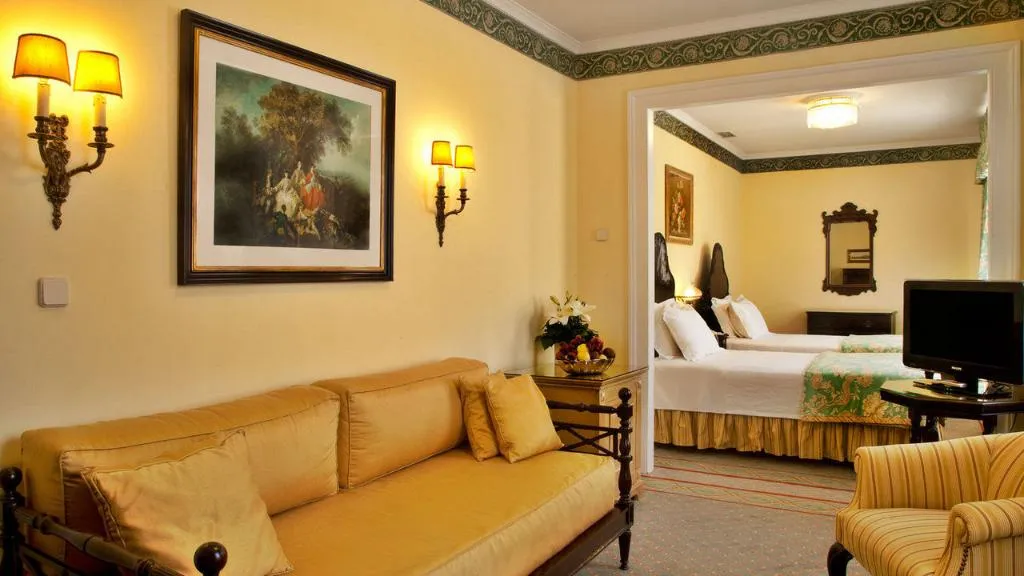 JUNIOR SUITE STANDARD Room, Avenida Palace, Lisbon