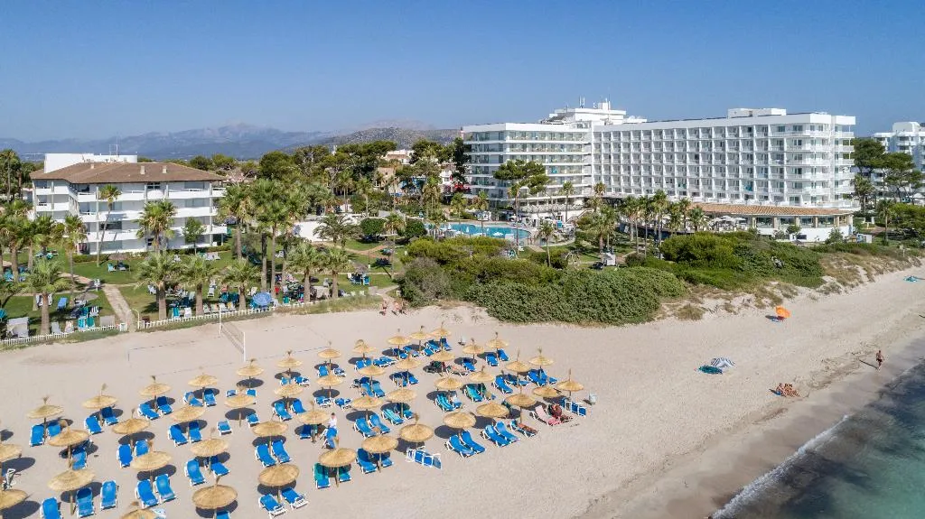 Beach, Playa Esperanza Suites, Majorca