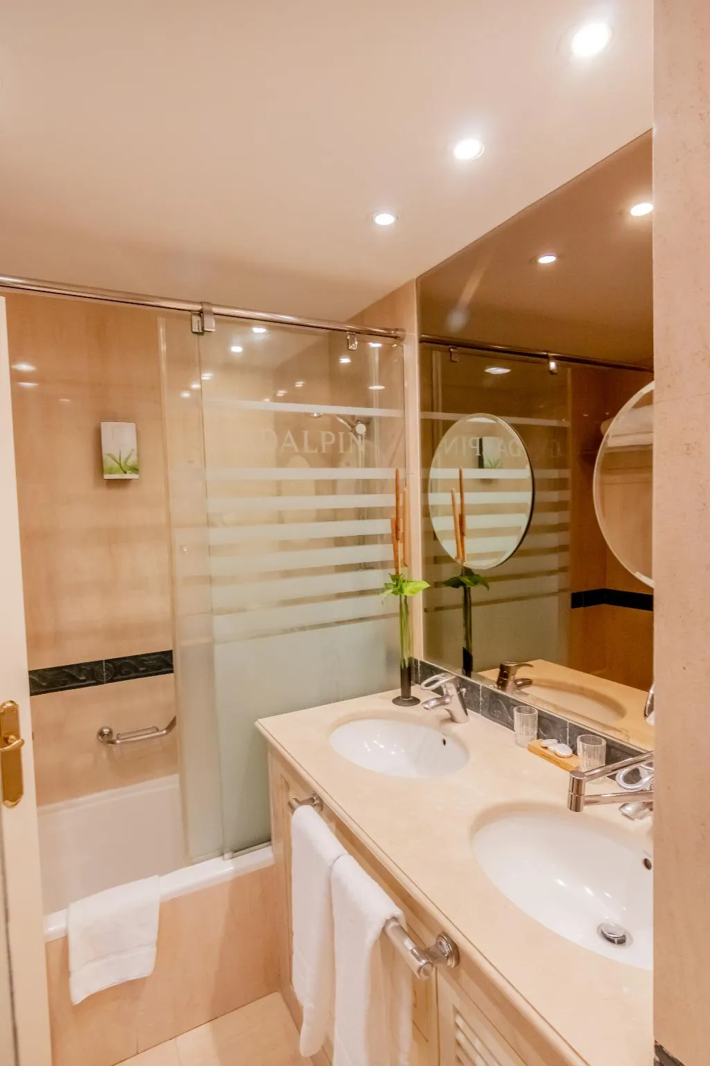STUDIO STANDARD Room, Guadalpin Suites, Costa Del Sol