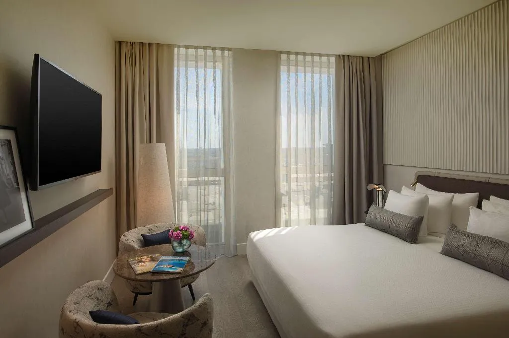 DOUBLE PREMIUM CITY VIEW Room, NH Collection Milano CityLife, Milan