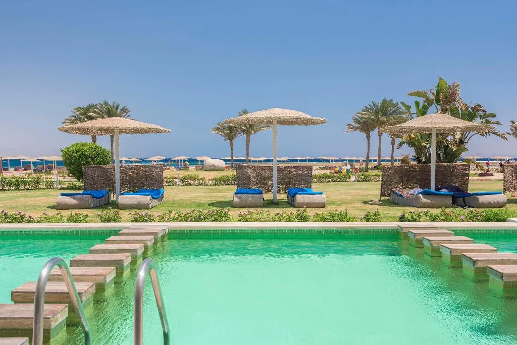 DOUBLE SUPERIOR POOL VIEW Room, Barcelo Tiran Sharm Resort, Red Sea Riviera