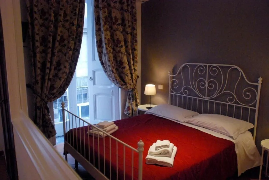 Room, La Locanda Dell Arte, Naples