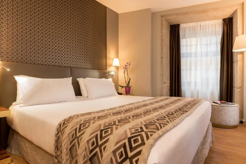 DOUBLE SINGLE USE SUPERIOR Room, Dorma Almada Porto, Porto