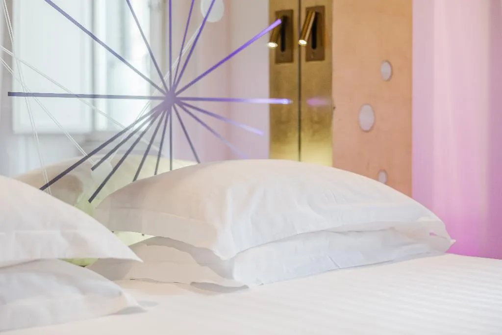 JUNIOR SUITE STANDARD Room, Hotel Trecento, Rome