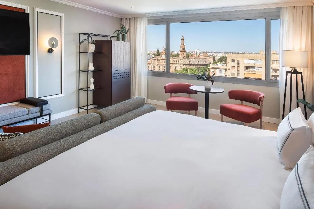 JUNIOR SUITE STANDARD Room, Melia Sevilla, Seville