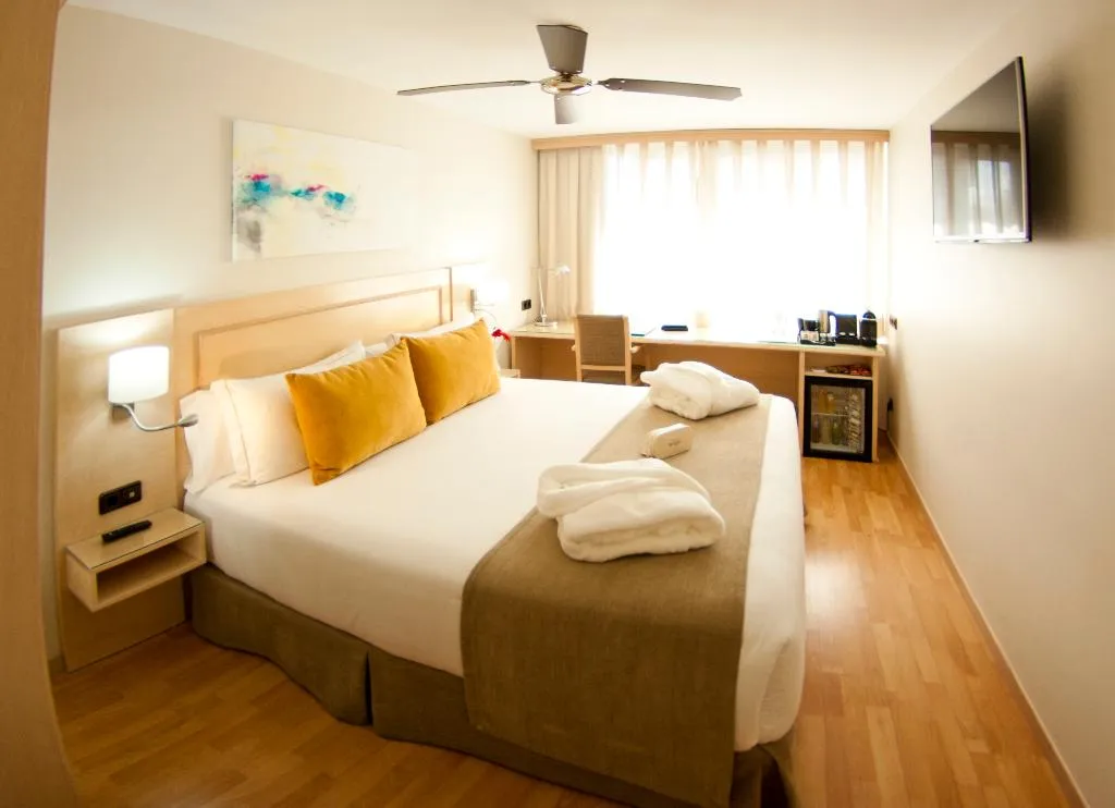 DOUBLE SUPERIOR Room, BYPILLOW Castellana, Madrid