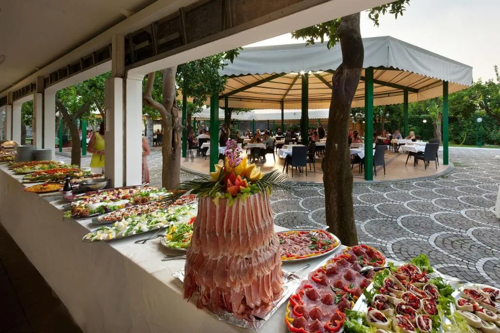 Restaurant, Grand Hotel Parco del Sole, Naples
