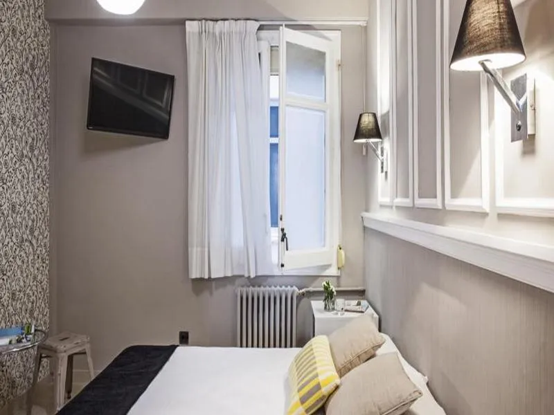 DOUBLE STANDARD Room, AinB Eixample Muntaner, Barcelona