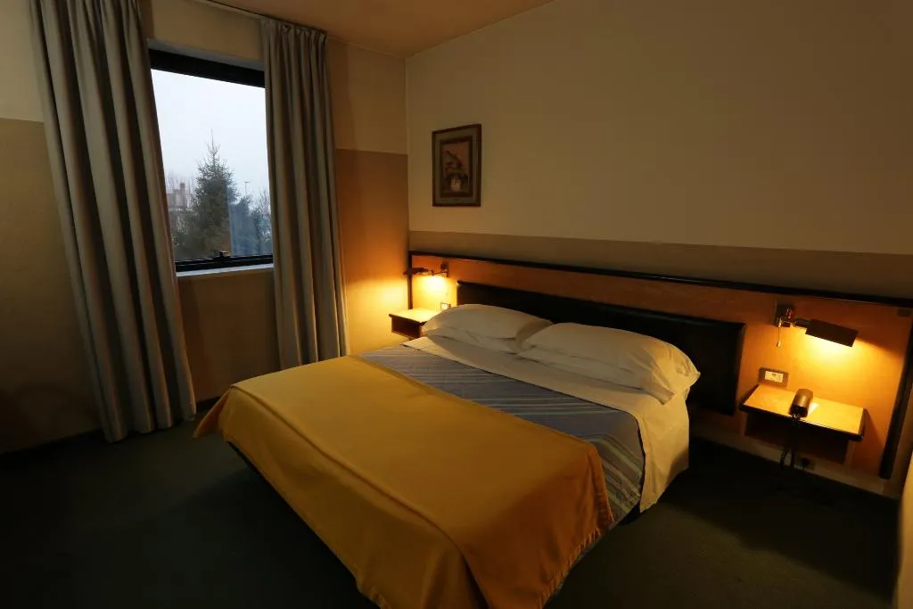 TWIN STANDARD Room, Art & Hotel Treviolo, Milan