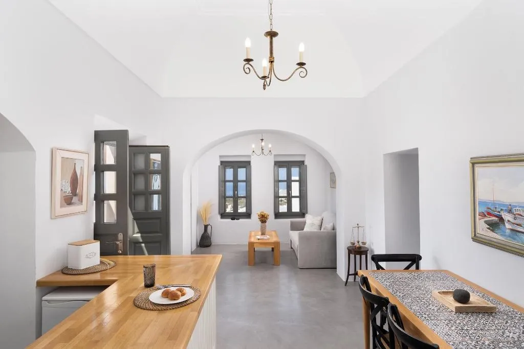 Room, Kastro Mansion, Santorini