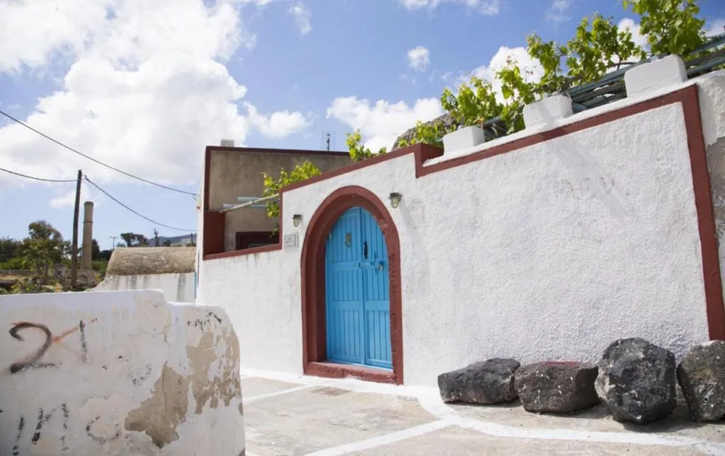 General view, Canava Santino, Santorini