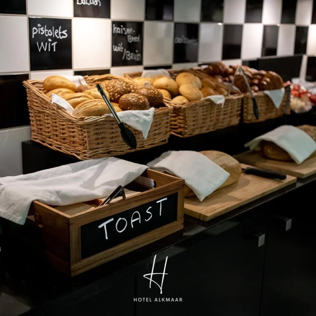 Restaurant, HOTEL ALKMAAR Bar & Restaurant Meeting & Events, Amsterdam