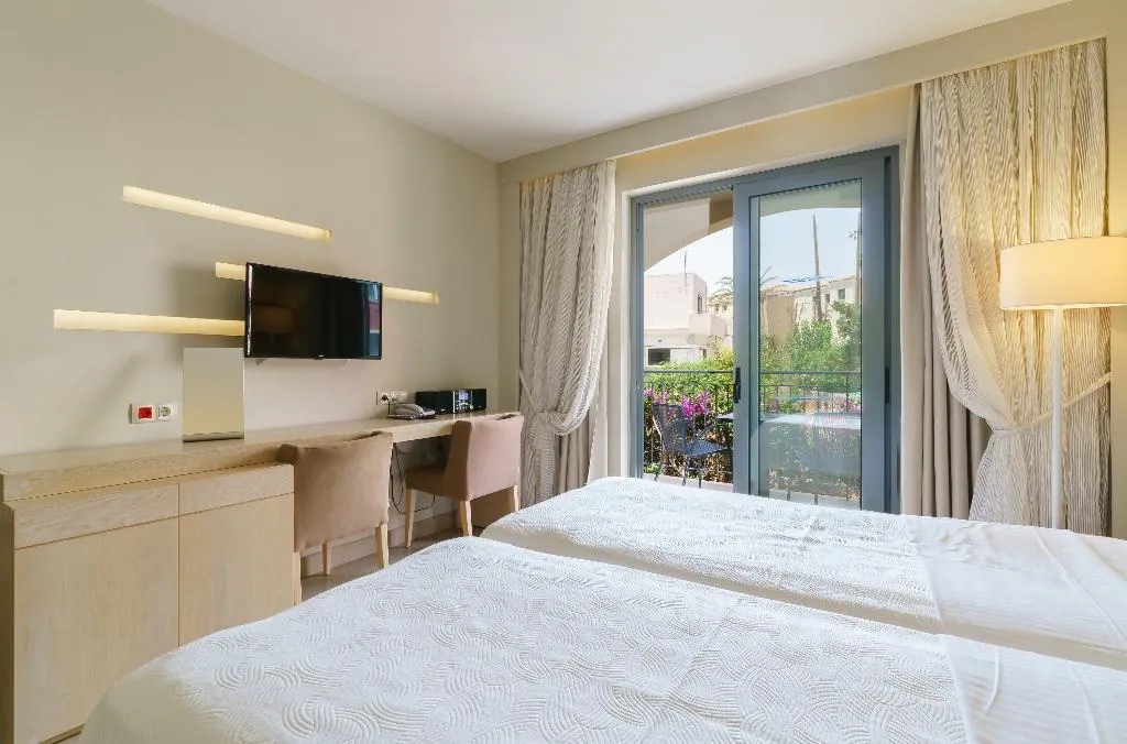 FAMILY ROOM DUPLEX Room, Aegean Pearl Hotel, Crete