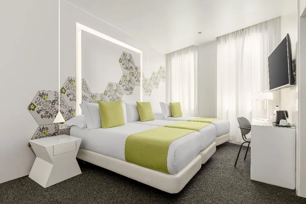 TRIPLE STANDARD Room, Room Mate Mario, Madrid, Madrid