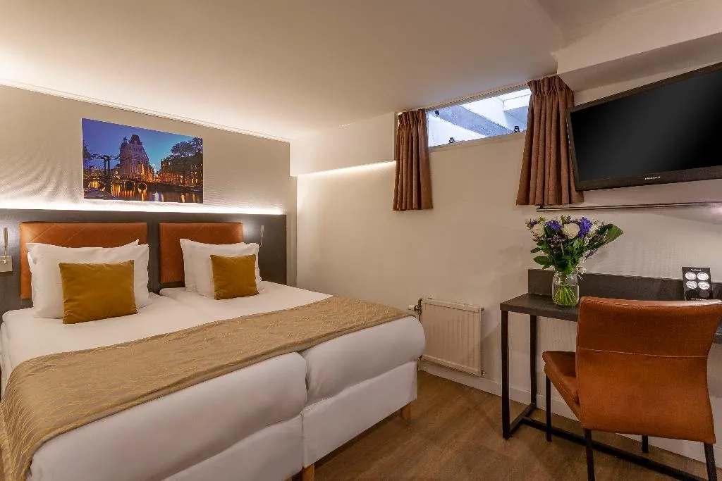 TWIN STANDARD Room, Avenue, Amsterdam