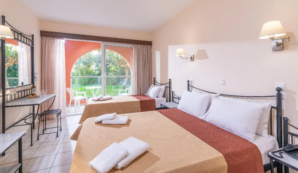 SINGLE GARDEN VIEW Room, Mare Monte Beach, Crete