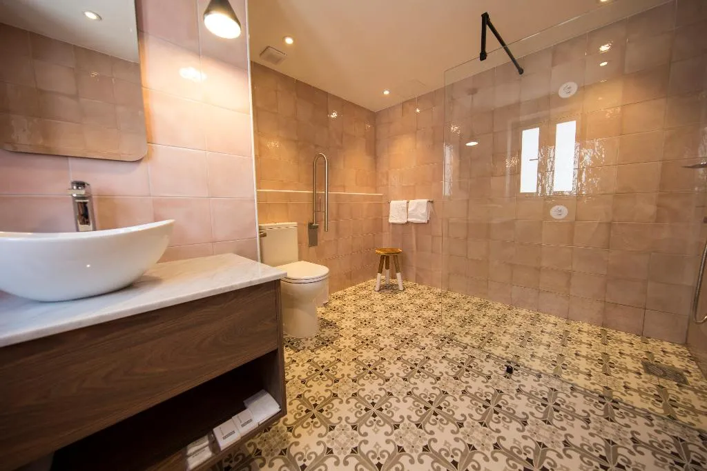 SINGLE DELUXE Room, Lady Todd, Malta