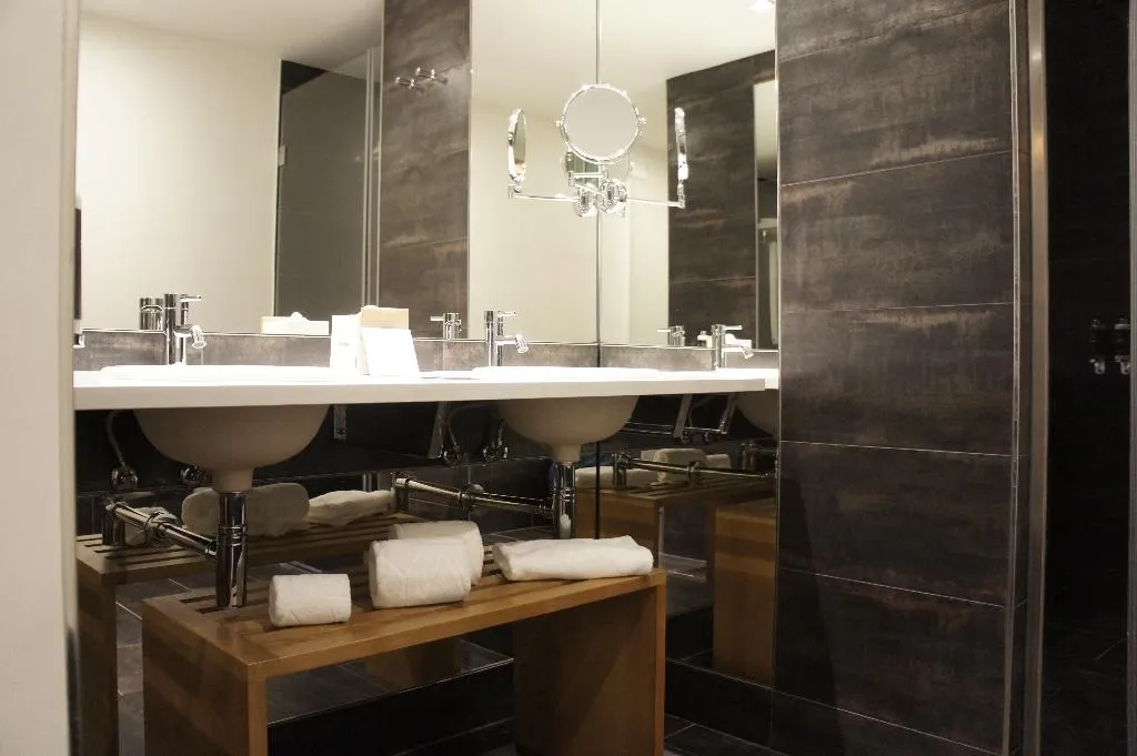 FAMILY ROOM DELUXE RIVER VIEW Room, Neya Porto Hotel, Porto