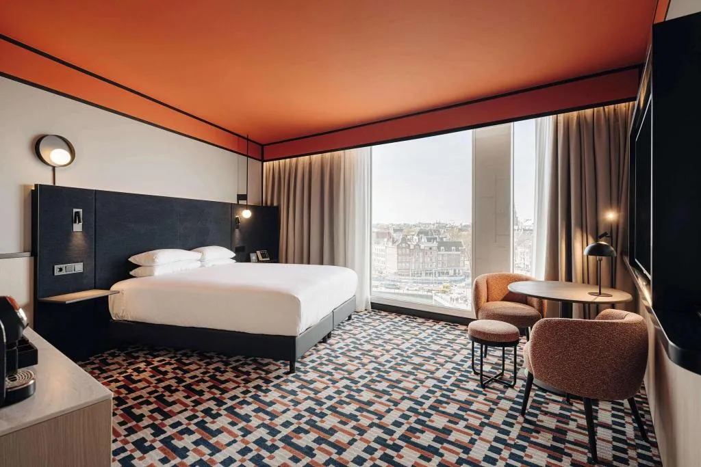 Room, DoubleTree by Hilton Amsterdam Centraal Station, Amsterdam