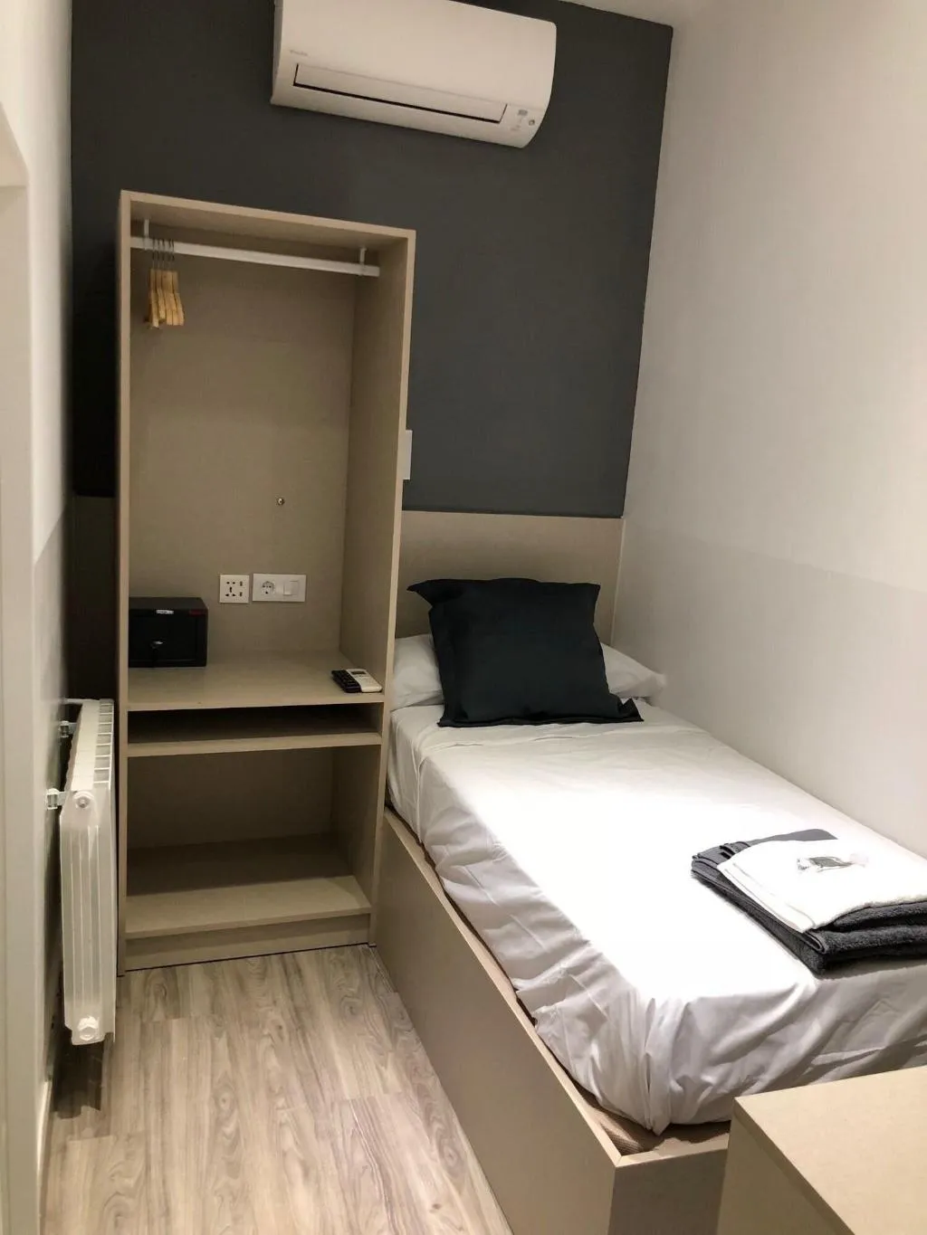 Room, Hostalin Madrid Atocha, Madrid