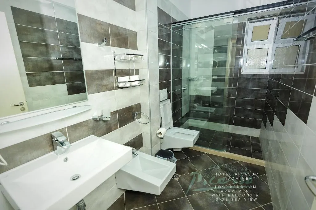 Room, Hotel Picasso, Kavaje
