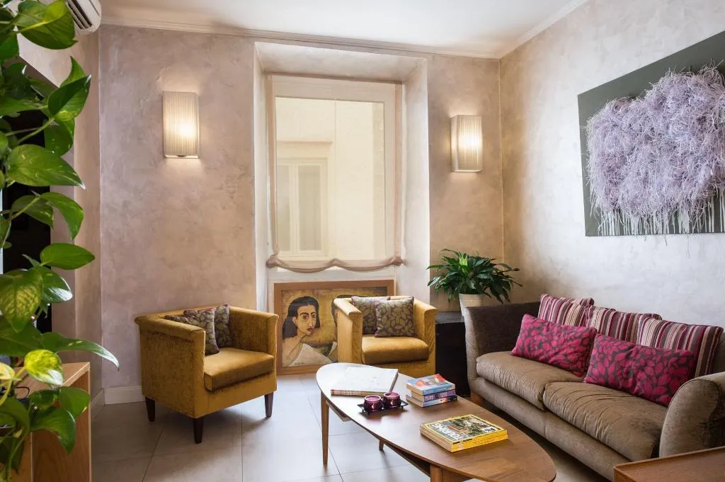 Lobby, Il Perseo, Florence