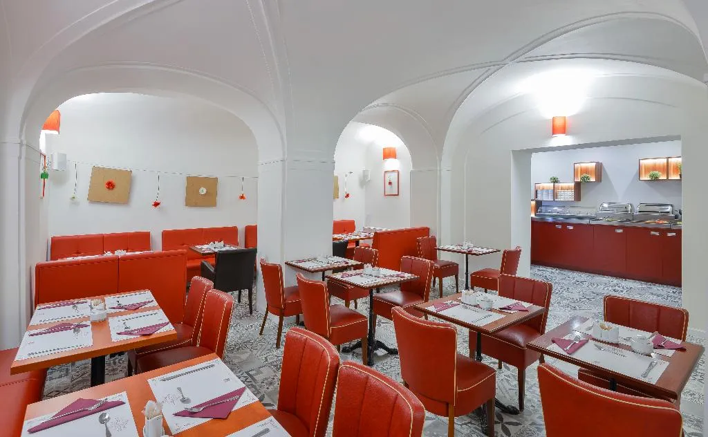 Restaurant, Hotel Garden Court Prague, Prague