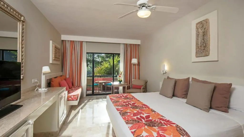DOUBLE SUPERIOR Room, Iberostar Waves Quetzal All Inclusive, Cancun Area