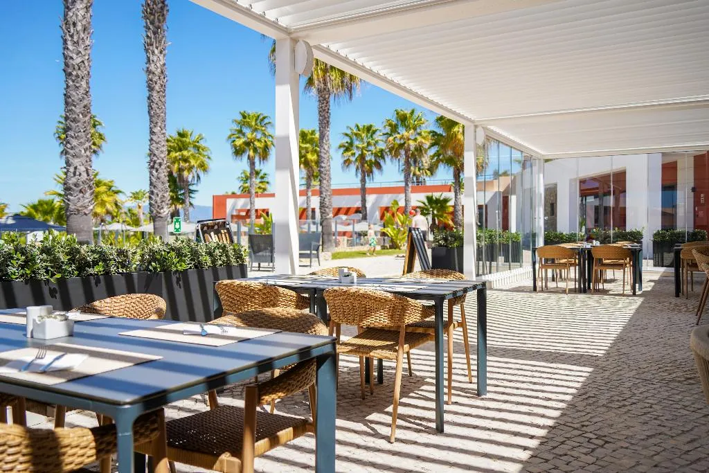 Restaurant, Vitors Village, Algarve